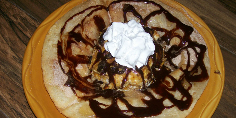 FOOD-FIGHT--Tekela-fried-ice-cream