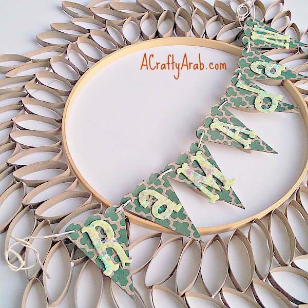 ACraftyArab-Ramadan-Cardboard-Roll-Wreath-Tutorial5